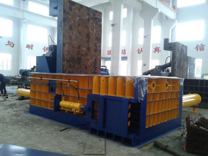 160 тонн сдают в утиль стальной Baler