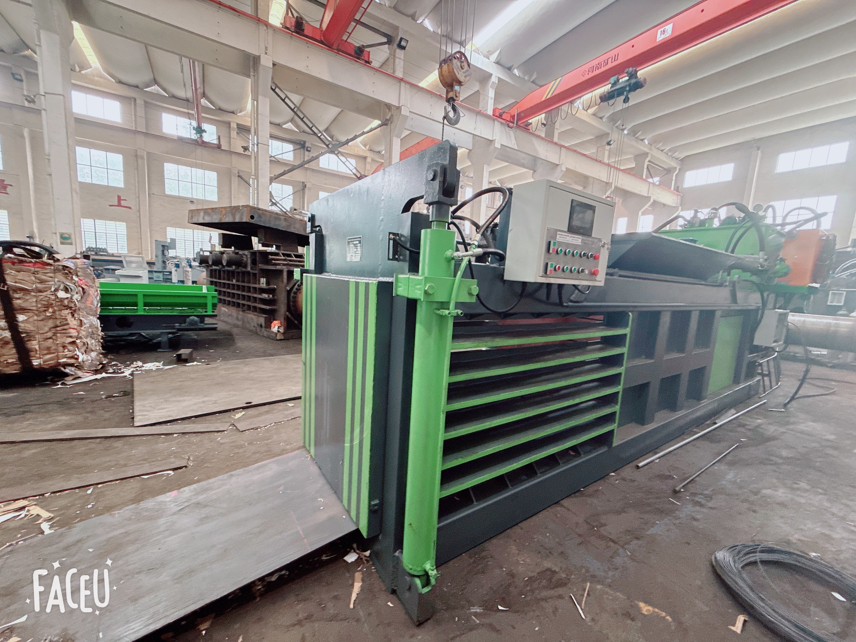 Последние блоги о компании 40HQ Looks Full but Underweight: Common Mistakes on Bale Size and Density for Nigerian cardboard Exporters