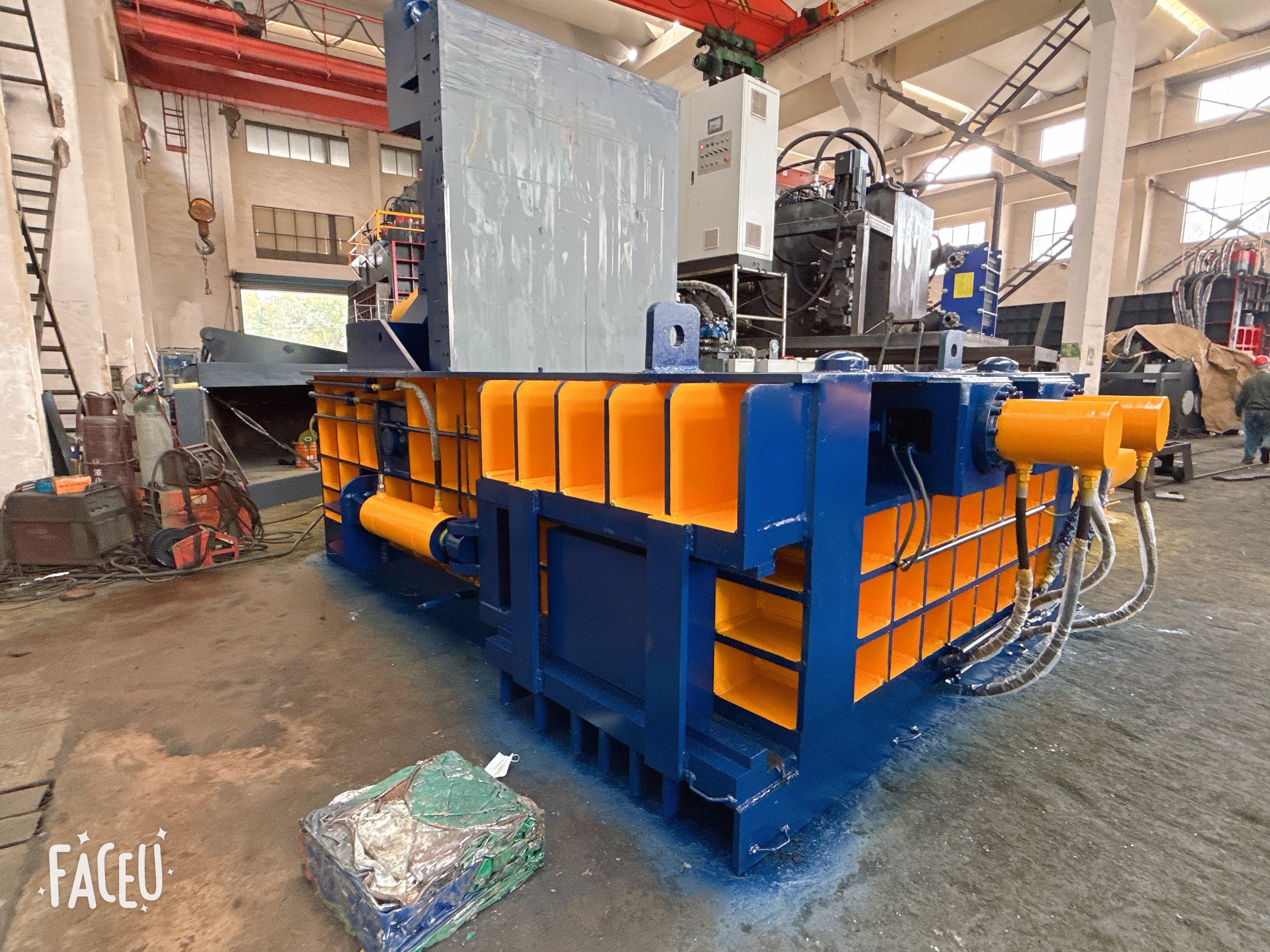 Последние блоги о компании How to Improve Scrap Metal Baler Output When Processing High Volumes of Steel Scrap